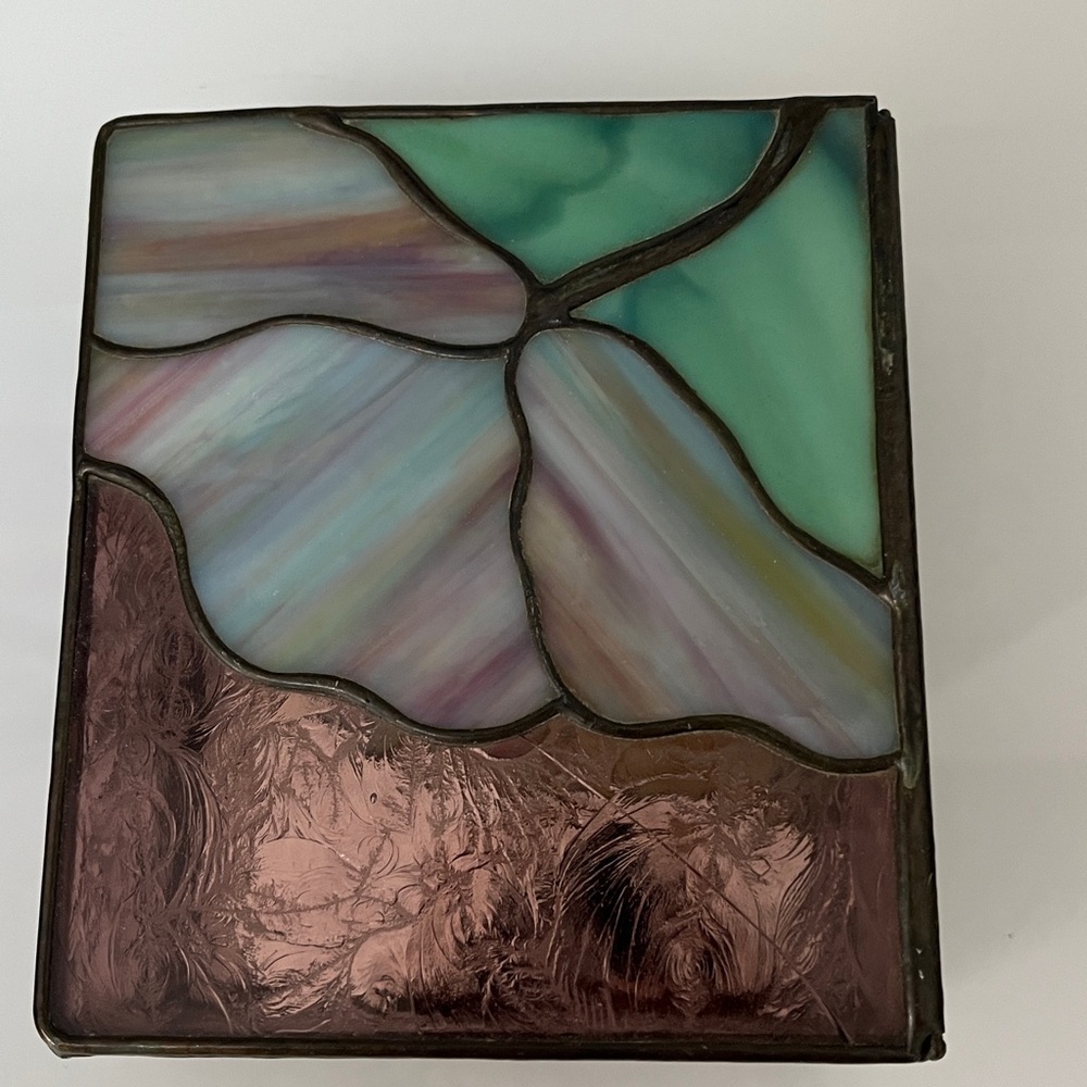Vintage Stained Glass Floral Trinket Jewelry Box with Mirror - Picture 8 of 13